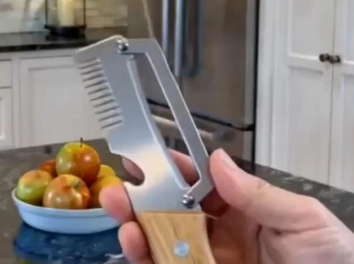 Micro-Honed Swivel Blade with Curvature Conforming Pivot